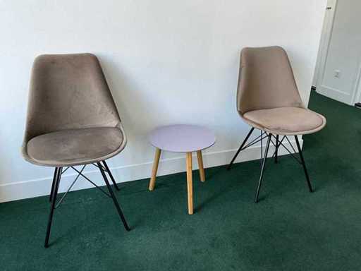 Scaunul din sala de așteptare