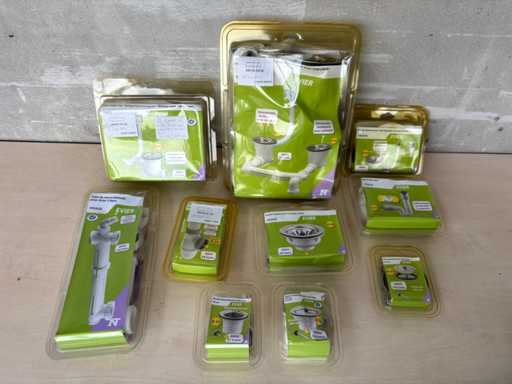 (X10) - Vari accessori per lavello 