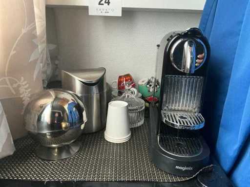 Nespresso Magimix Koffiezetapparaat en enig toebehoren