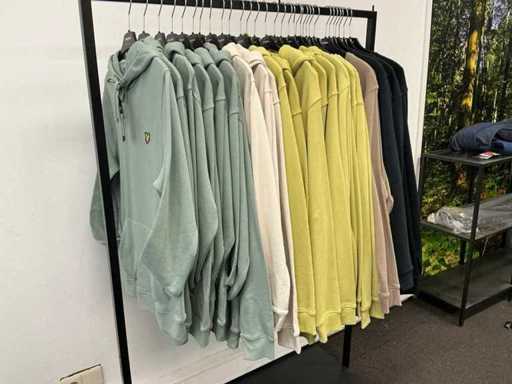 Partij diverse Lyle&Scott heren truien (31x)