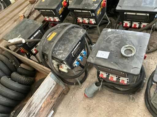 Construction connection box (3x)