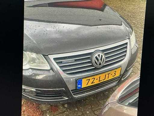 2010 - Volkswagen Passat Variant Passenger Car