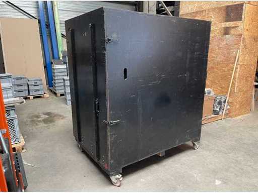 Chariot de transport avec équipement de transport