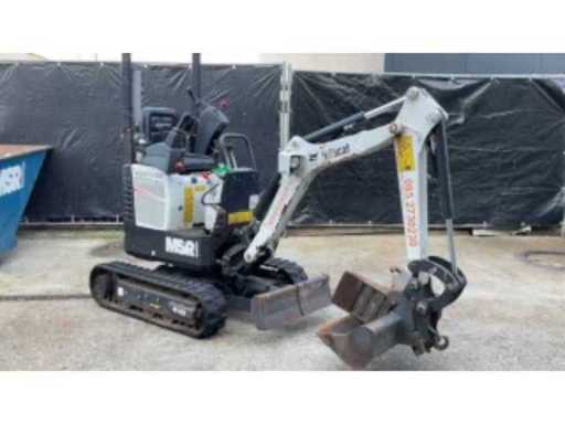 050fccf5-f81f-4537-9754-2161897deb13.mp4