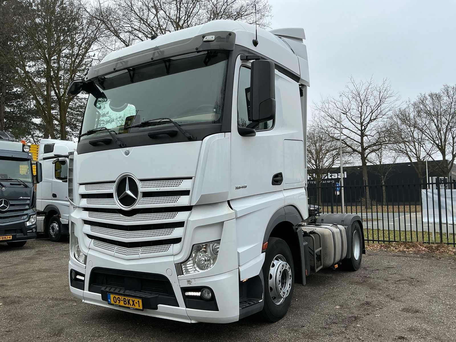 2018 Mercedes-Benz Actros 1845 Truck