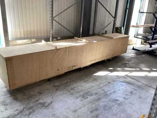 Cutie de transport realizată din multiplex 400x60x60 pe 12 roți rotative, capac detașabil în sus