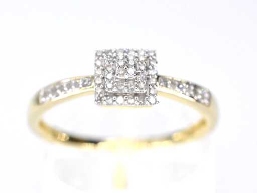 Inel de aur cu diamante