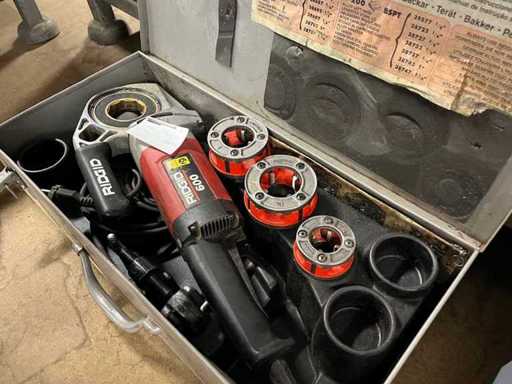 Ridgid - Modello 600 - Macchina per filettatura con 3 testine di filettatura