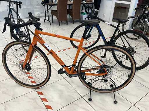 Fuji Jari 2.3 Racefiets