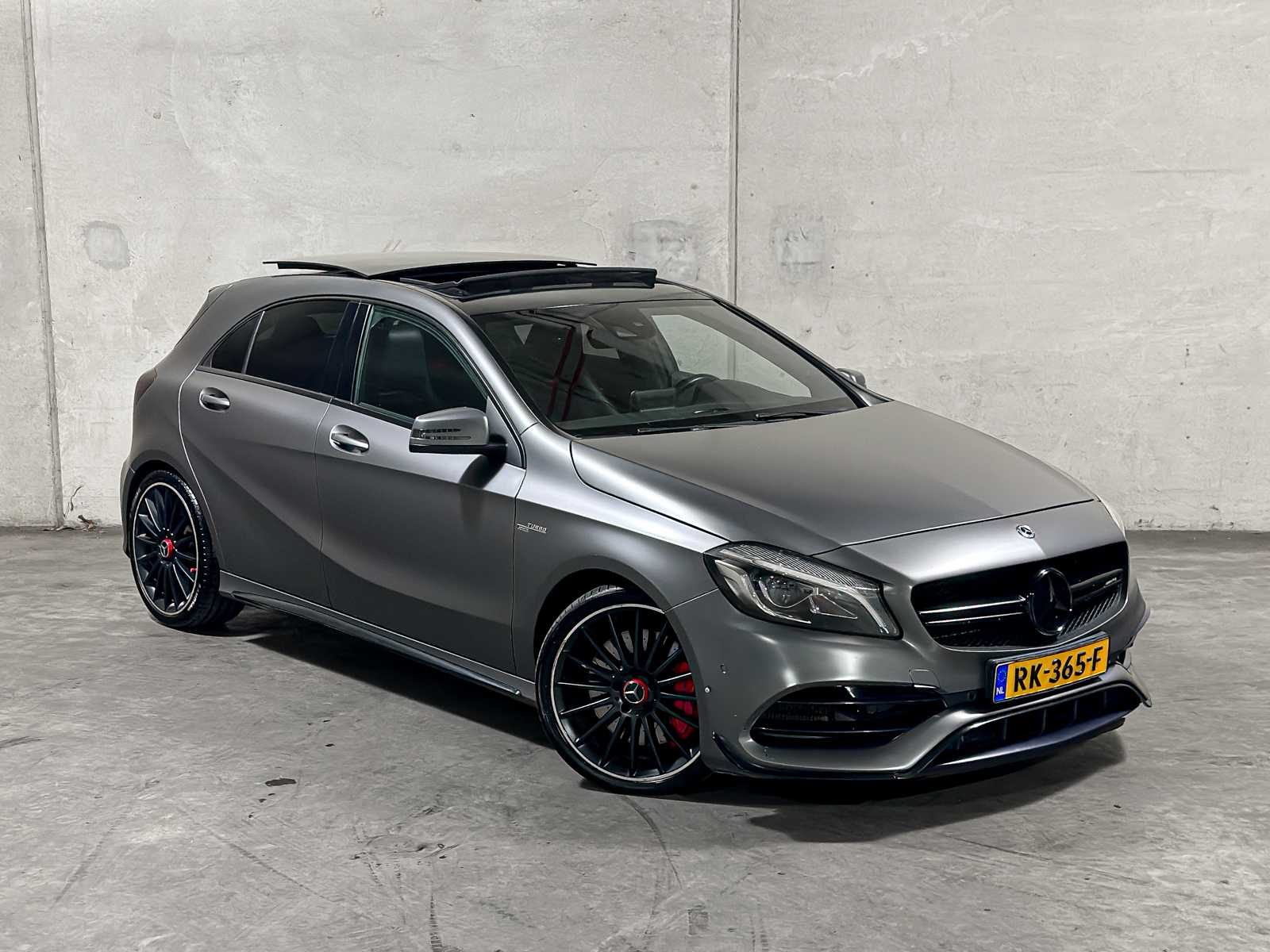 Mercedes-Benz A45 AMG 4MATIC 381pk 2017, RK-365-F