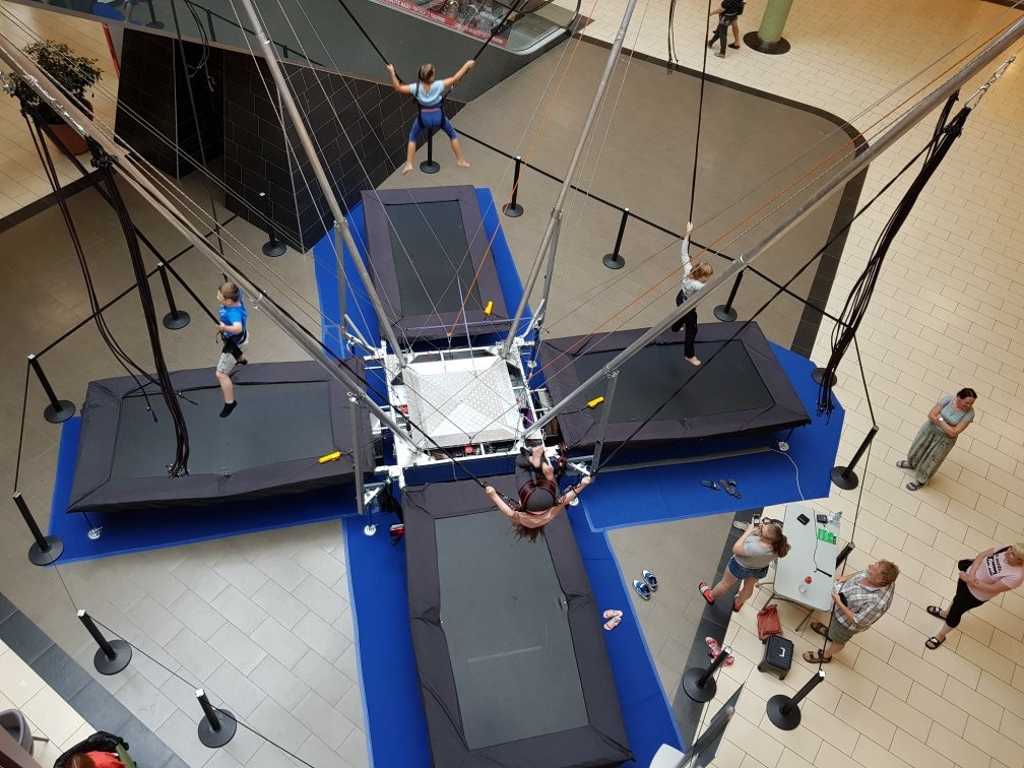 Bungee Trampoline - 4 Person Mobile