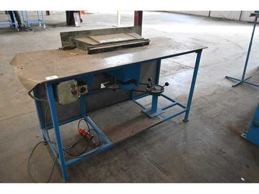 Horizontale Sägemaschine