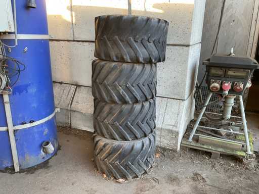 BKT TR-315 Wheeled Excavator (4x)