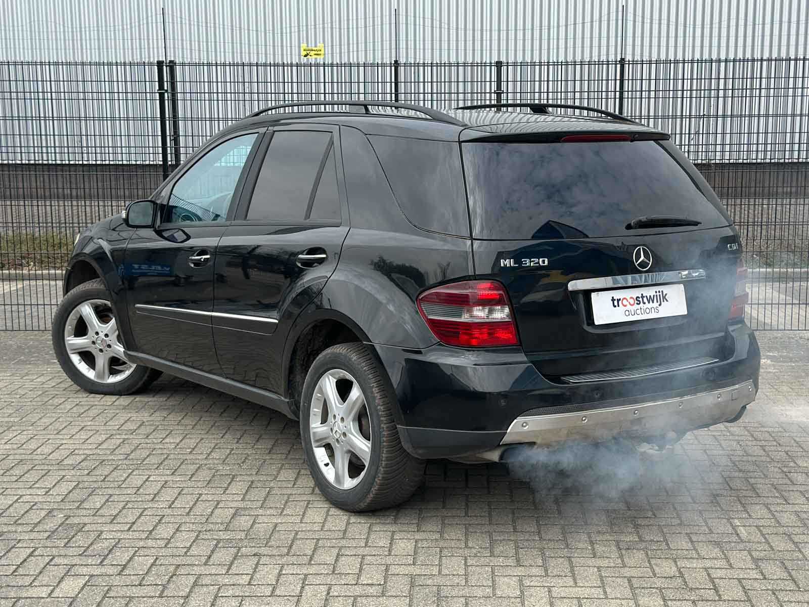 Mercedes-Benz M320 CDI M-klasse 221pk 2006, V-450-HD