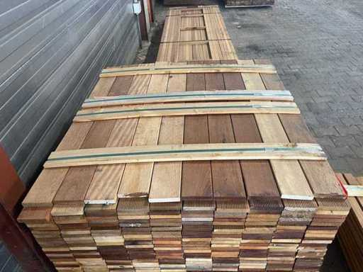 Hardwood Tile Wood 550-1050x97x17mm (800x)
