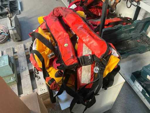 Divers gilets de sauvetage Mullion (5x)