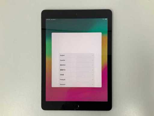 Apple - 9,7-calowy iPad Wi-Fi, 32GB, Space Gray - MR7F2NF/A