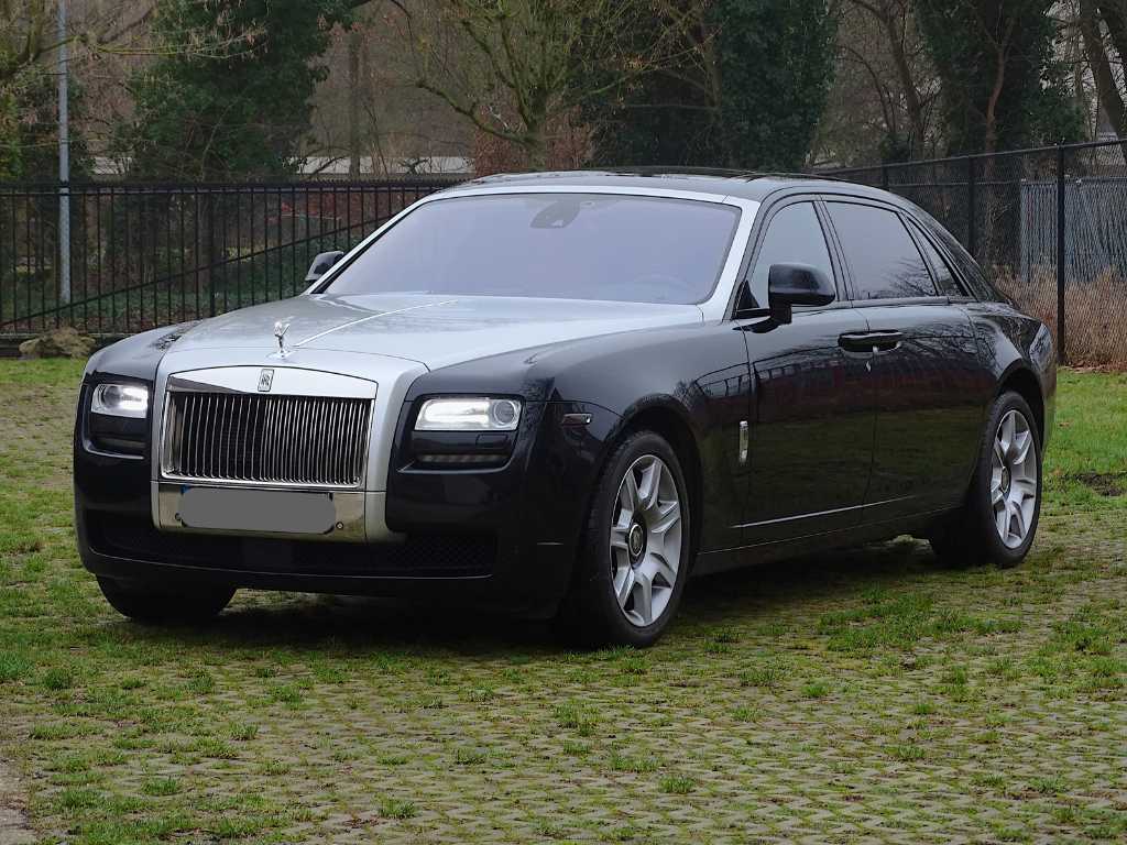 Rolls-Royce Ghost (empattement allongé)