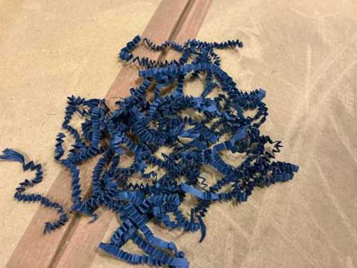 Raja LPBLU Autre inventaire du magasin (papier bleu déchiqueté) (32x)