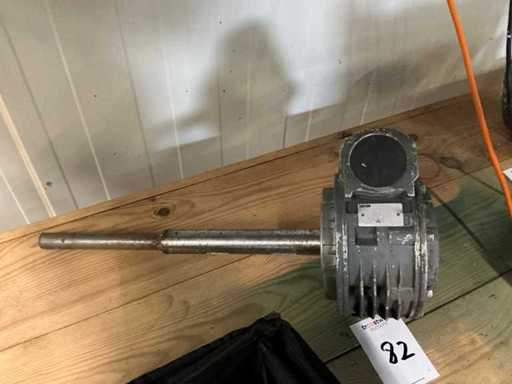 Przekładnia z silnikiem elektrycznym Lenze