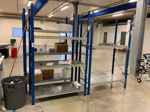 Fachbodenregal inkl. Inhalt (3x)