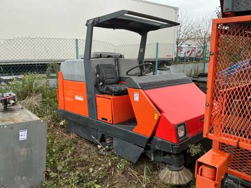 Hako Hakomatic 1500B Zelfrijdende veegmachine