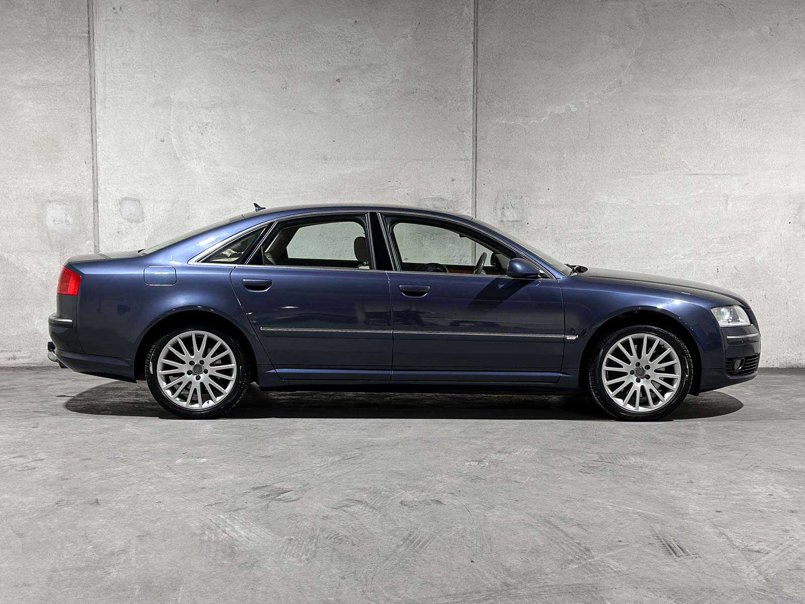 Audi A8 4.2 quattro Pro Line 350pk 2007, 25-XH-VZ