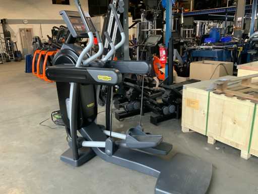 Technogym excite Vario 1000 unity 3 live Crosstrainer