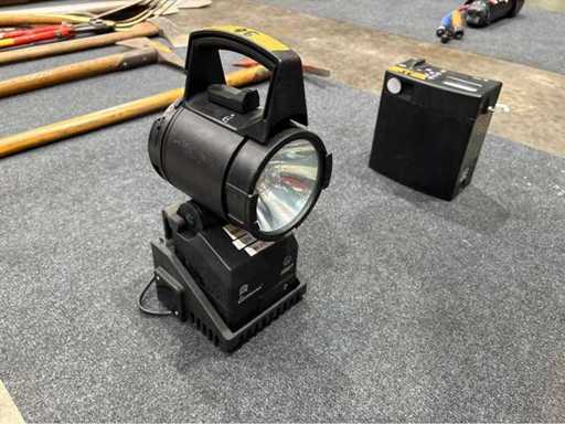 Eisemann HSE7 Battery-powered Ex light with vehicle charging cradle – untested