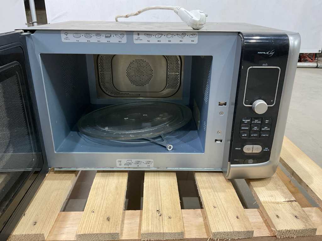 Whirlpool family store chef microwave