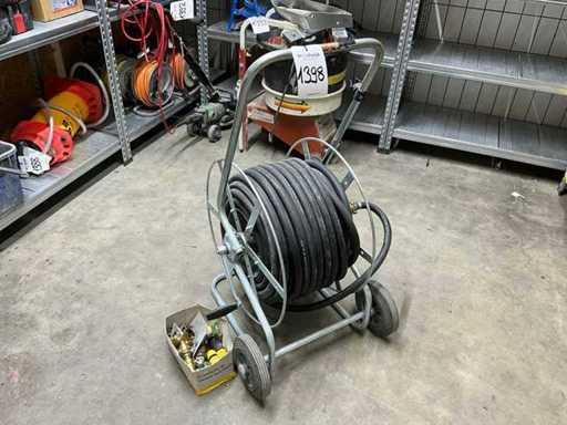 Carrello del tubo dell'acqua