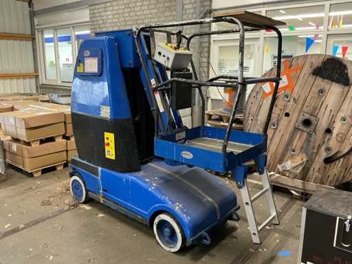 Pionowa platforma do pracy powietrznej MB20