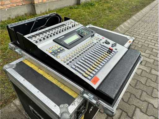 Yamaha - 01v - Digitale mengtafel