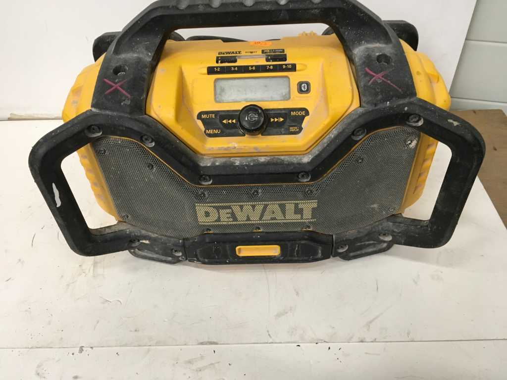 negeren Behoort Afwijking Dewalt DCR027 Construction Radio | Troostwijk Auctions