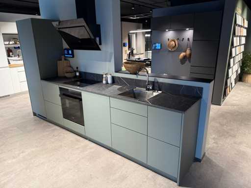 Kvik - kuchnia w salonie wystawowym