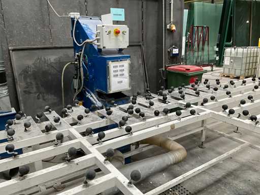 Macchina per la lavorazione del vetro - Orlo dei bordi