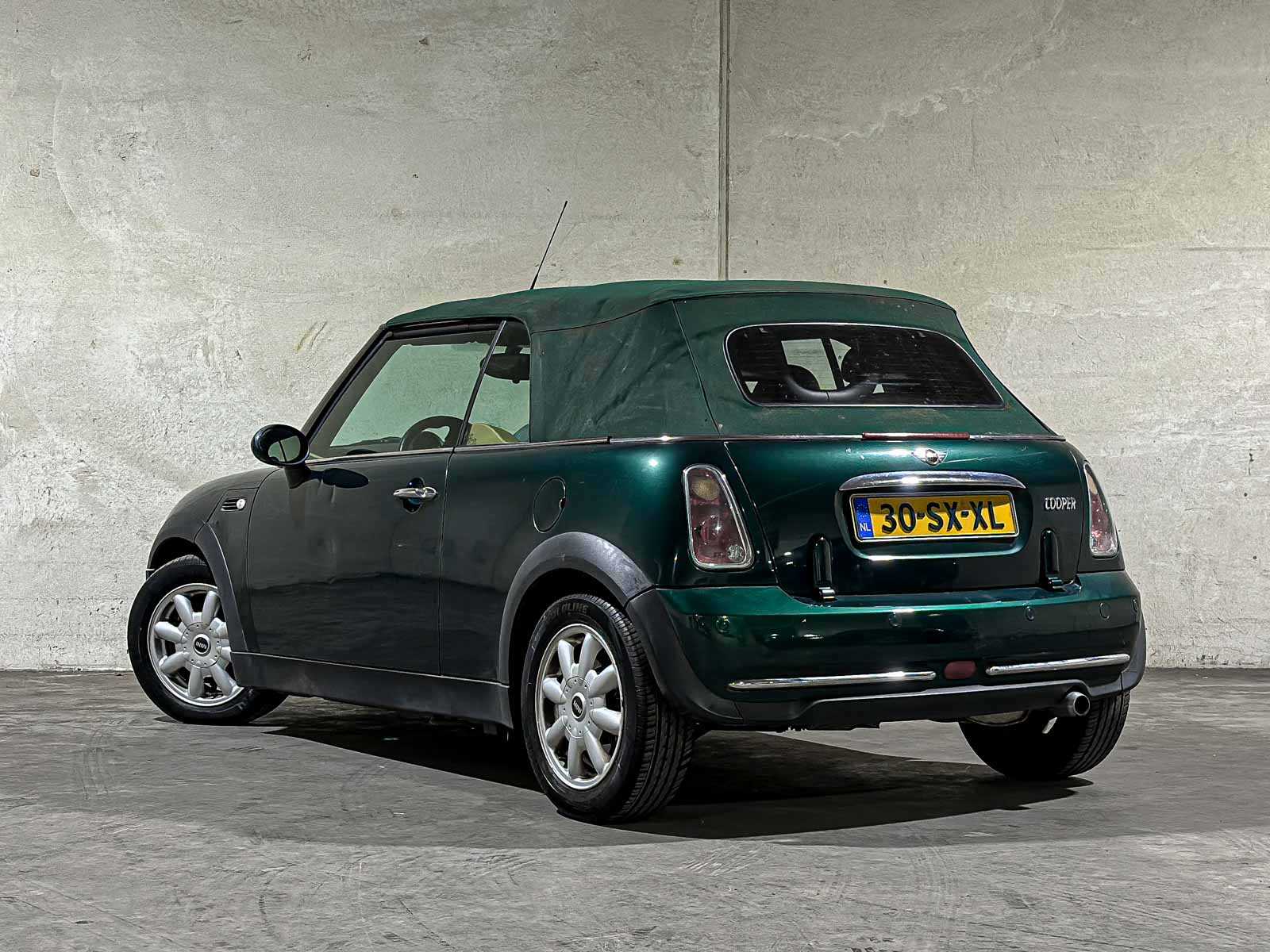 Mini Cooper Pepper Cabrio 1.6 116pk 2006 (Origineel-NL), 30-SX-XL