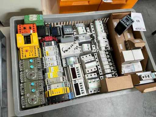 Batch of switching materials