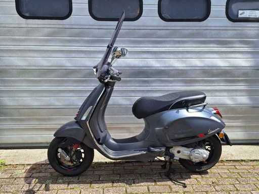 Piaggio Vespa Sprint 25 km moped 4-stroke