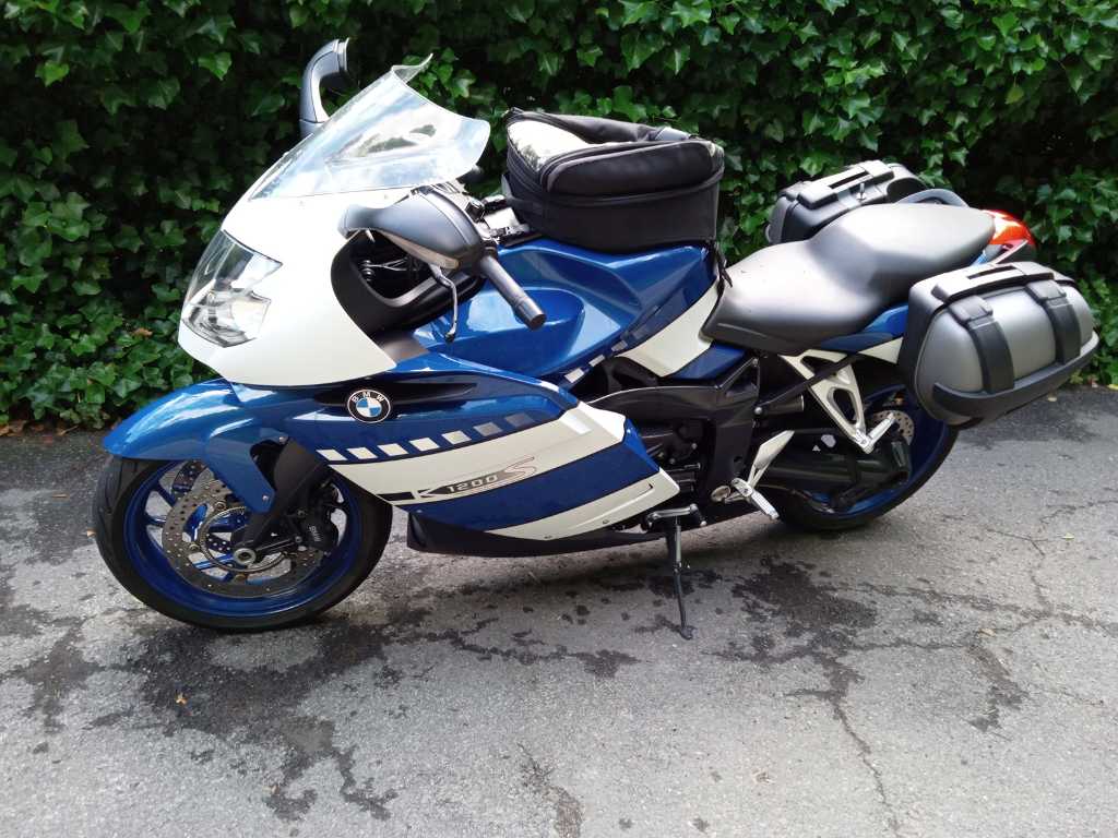 BMW - K1200S - Motorcycle