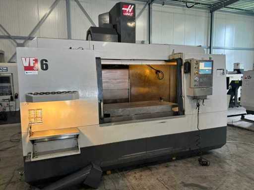 2013 Haas VF-6/40 CNC Universal-Maschinenzentrum