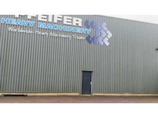 3d863c8d-a8f3-48c7-913d-1a2145fabebe.mp4