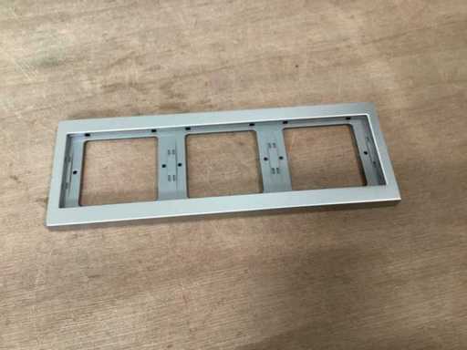 Berker K5 Edelstahl-Abdeckungsrahmen 3-fach (78x)