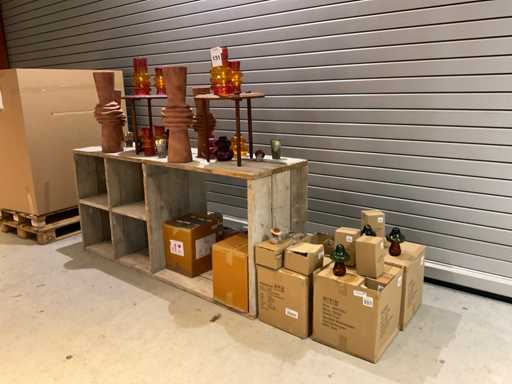 Batch of vases and mushrooms