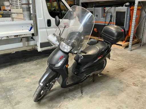 2011 Peugeot tweet 50 RS Scooter