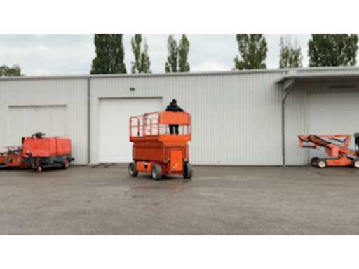 51275525-f7ac-4164-b5fb-9a59a522a6fc.mp4