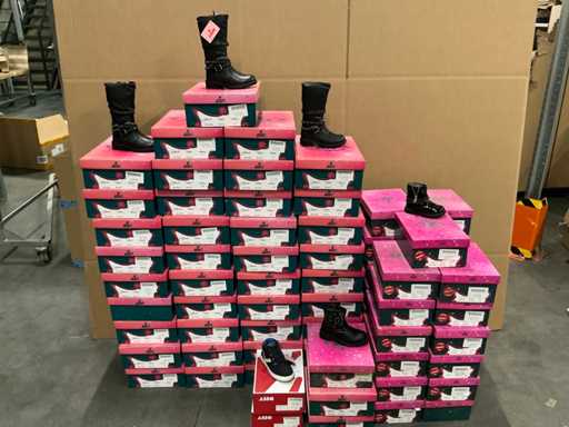 Batch of various Asso children's shoes (68x)