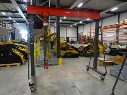 MW Tools – Mobilny dźwig portalowy z podnośnikiem