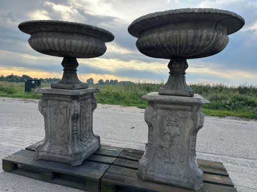 Ghivece de flori pe piedestal de 1,47 metri în?l?ime