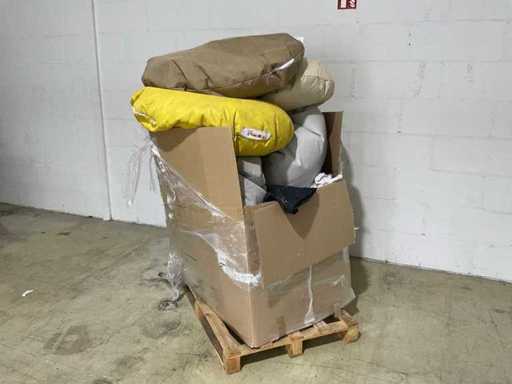 Mărfuri de returnare pe paleți